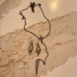 Elegant Silver Jewelry Set